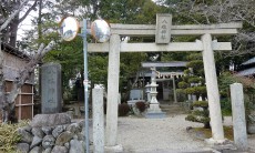 何の神社だろうね。高田の子に聞いてみてね。